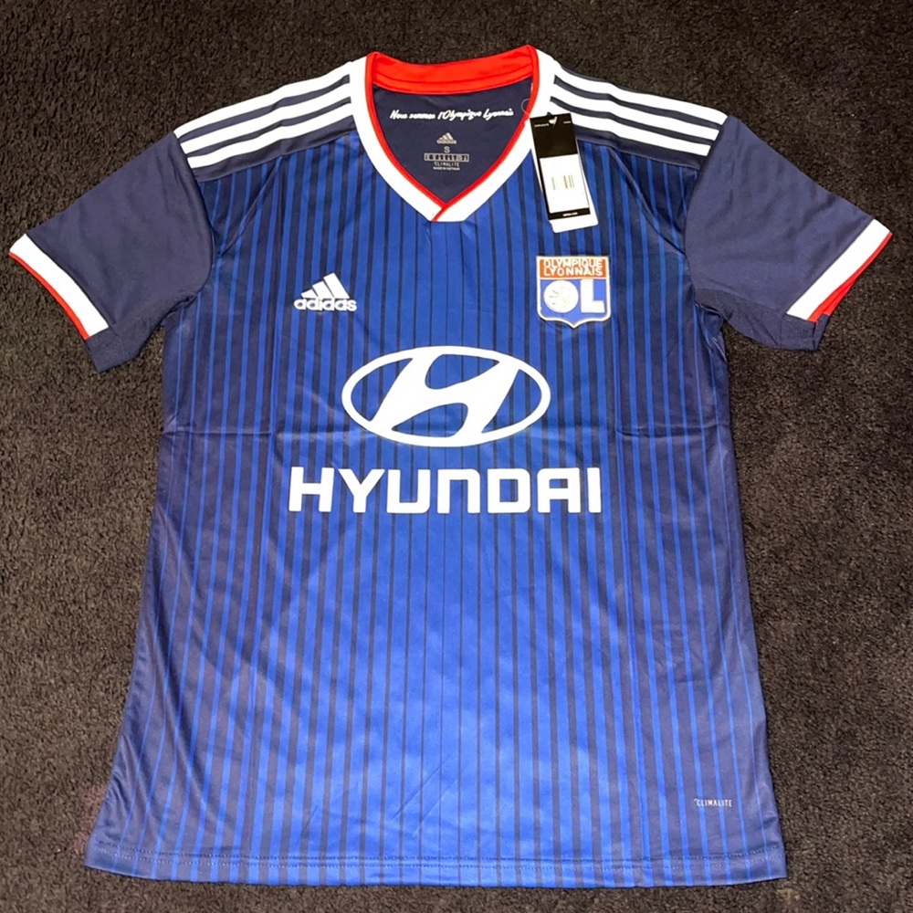 Lyon Olympique Lyonnnais jersey size small blue
